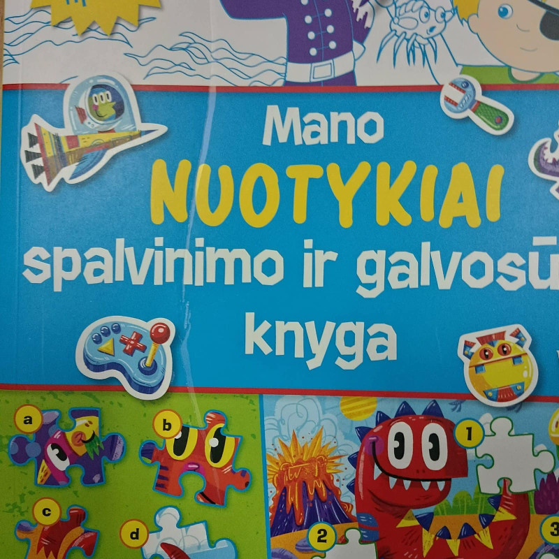 Mano nuotykiai. Spalvinimo ir galvosūkių knyga